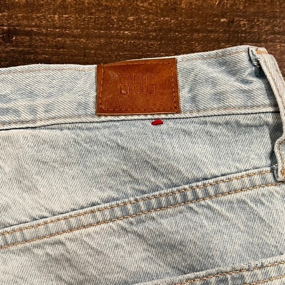 BDG Girlfriend High Rise Shorts - Picture 5 of 6